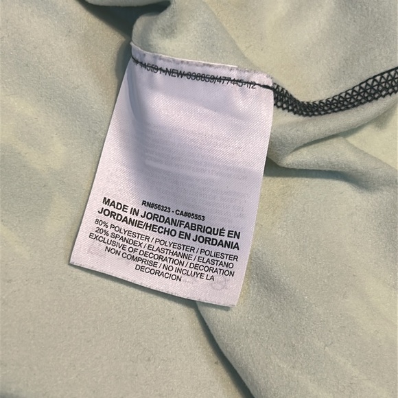 Women's Nike 1/2 Zip Dri-Fit Pullover - Picture 7 of 7